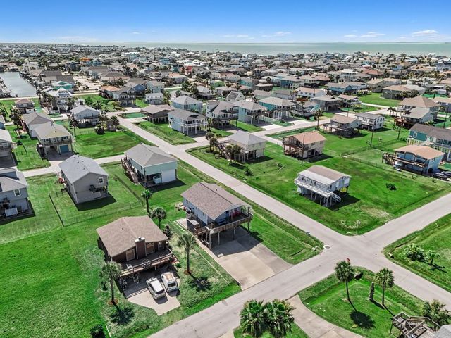4118 Hardin Drive, Galveston, TX 77554