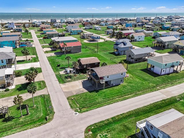 4118 Hardin Drive, Galveston, TX 77554