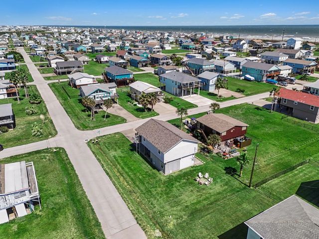 4118 Hardin Drive, Galveston, TX 77554