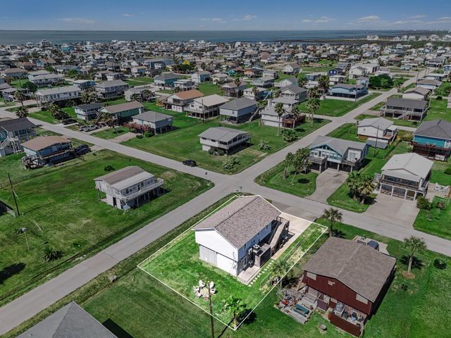 4118 Hardin Drive, Galveston, TX 77554