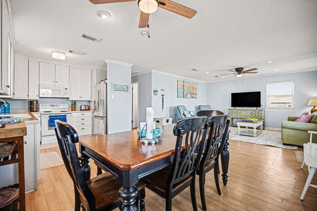 4118 Hardin Drive, Galveston, TX 77554