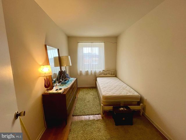 1014 STORMONT CIR, Baltimore, MD 21227