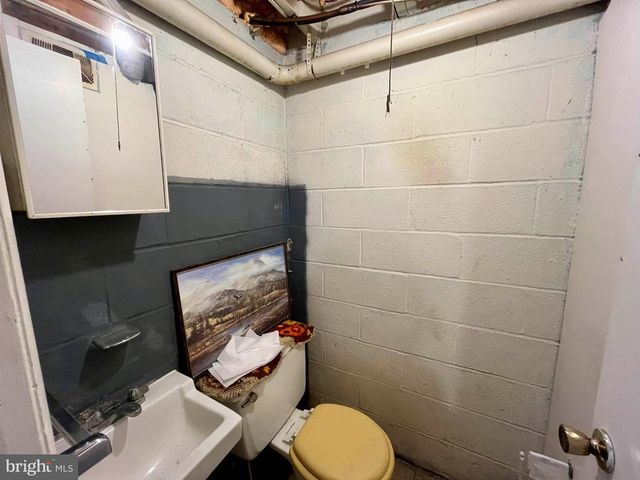 1014 STORMONT CIR, Baltimore, MD 21227