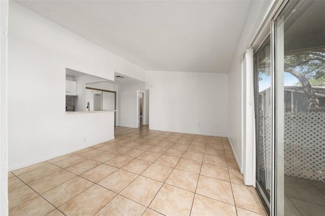 3849 BAY CLUB CIRCLE 204, Kissimmee, FL 34741