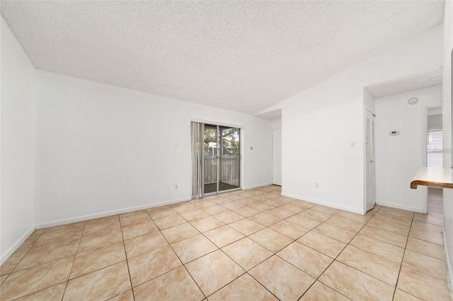 3849 BAY CLUB CIRCLE 204, Kissimmee, FL 34741