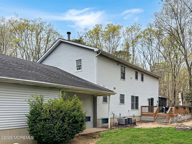 78 Ivins Drive, New Egypt, NJ 08533