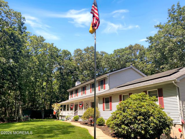 78 Ivins Drive, New Egypt, NJ 08533