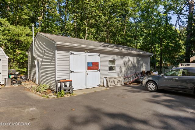 78 Ivins Drive, New Egypt, NJ 08533