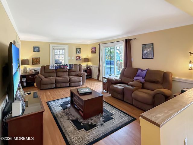 78 Ivins Drive, New Egypt, NJ 08533