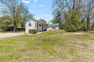3901 E Monroe Road, Midland, MI 48642
