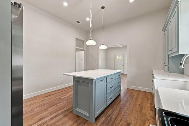 308 N 5th Avenue, Denison, TX 75021