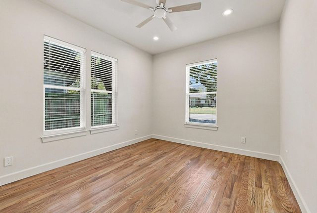 308 N 5th Avenue, Denison, TX 75021