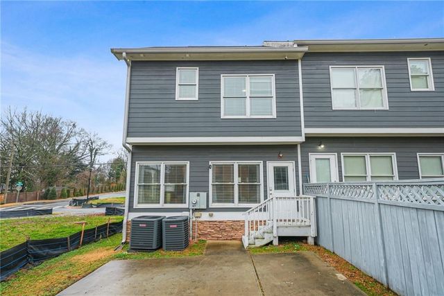 617 Chestnut Street, Hapeville, GA 30354