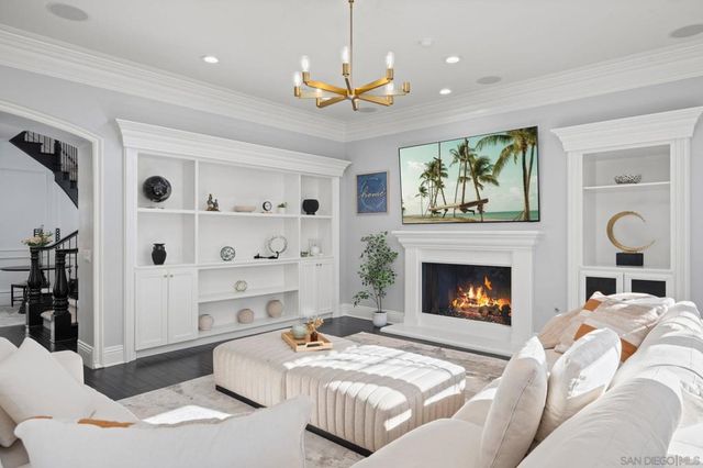 7910 Nathaniel Ct, San Diego, CA 92127