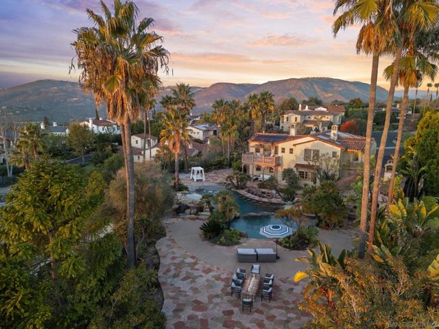 7910 Nathaniel Ct, San Diego, CA 92127