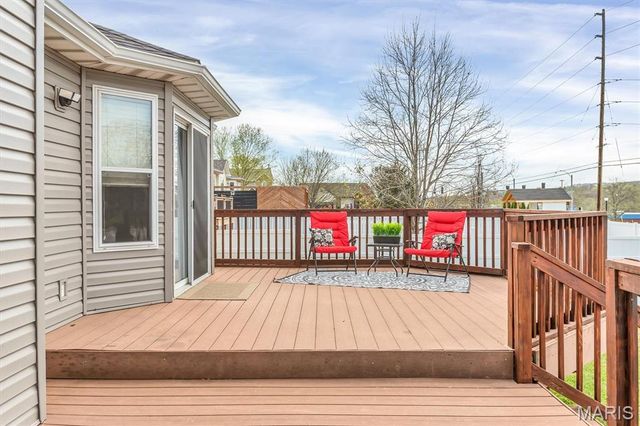 112 Trailing Oak Court, Imperial, MO 63052