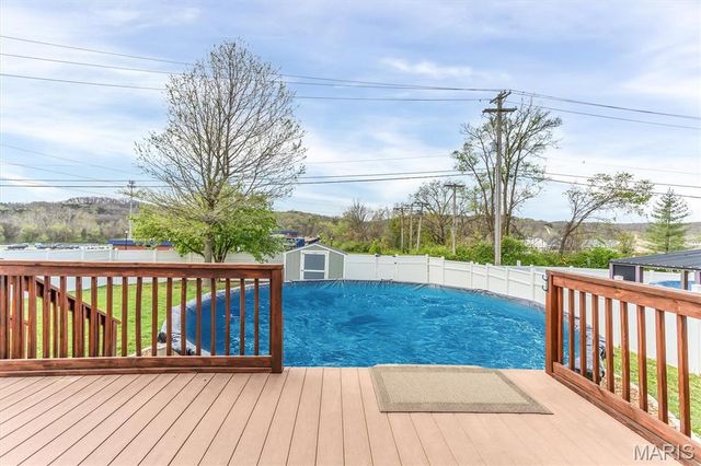 112 Trailing Oak Court, Imperial, MO 63052