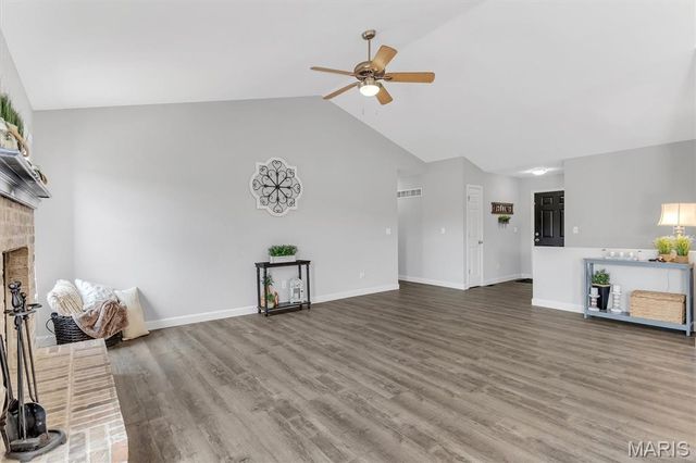 112 Trailing Oak Court, Imperial, MO 63052