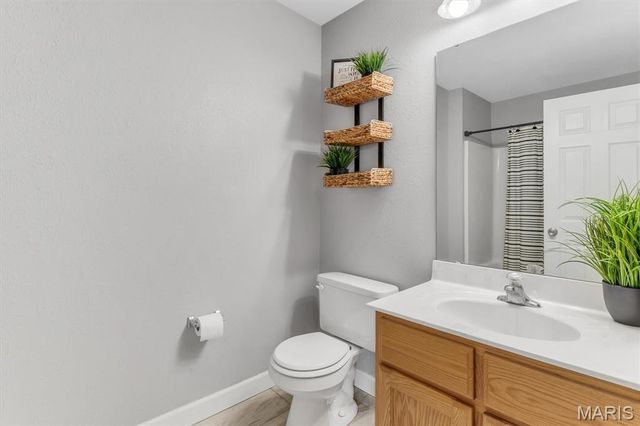 112 Trailing Oak Court, Imperial, MO 63052