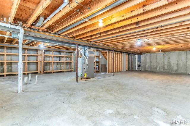 112 Trailing Oak Court, Imperial, MO 63052