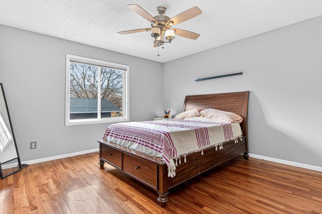 1805 Lannon Court, Burnsville, MN 55337