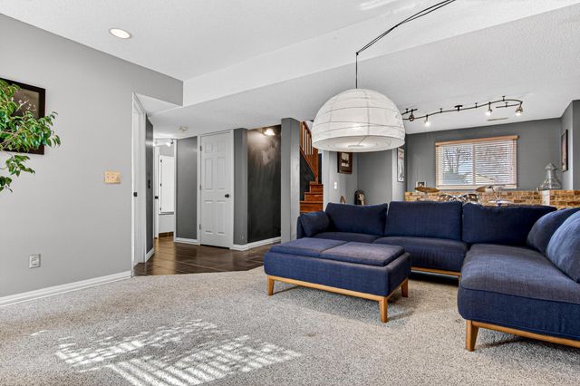 1805 Lannon Court, Burnsville, MN 55337