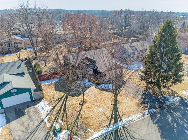 1805 Lannon Court, Burnsville, MN 55337