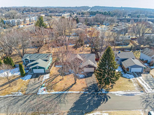 1805 Lannon Court, Burnsville, MN 55337