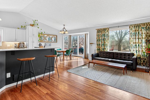 1805 Lannon Court, Burnsville, MN 55337