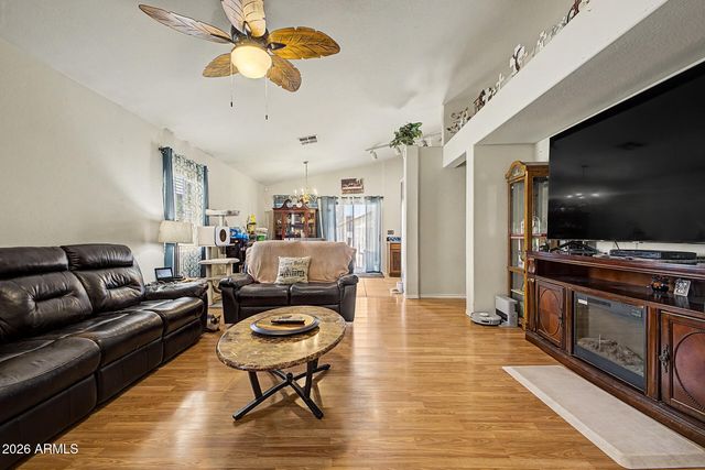 1520 W NANCY Lane, Phoenix, AZ 85041