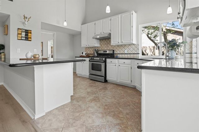 3323 Peachwood Lane, Sugar Land, TX 77479