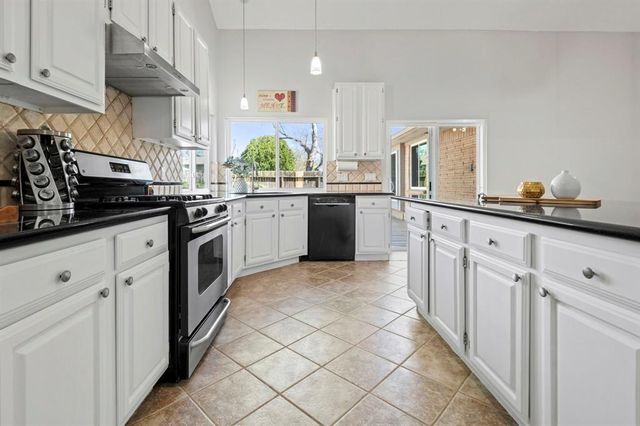 3323 Peachwood Lane, Sugar Land, TX 77479