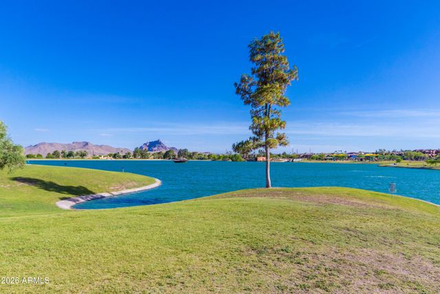 11430 N Saguaro Boulevard 5, Fountain Hills, AZ 85268