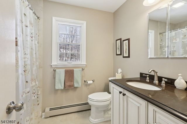 29 Clover Ln, Randolph Twp., NJ 07869