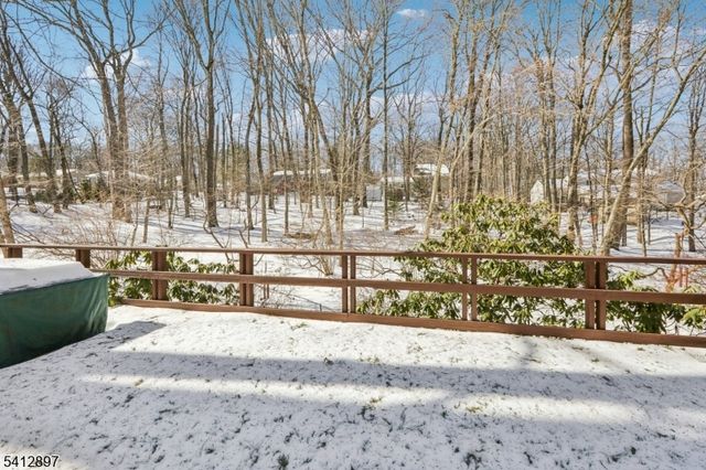 29 Clover Ln, Randolph Twp., NJ 07869