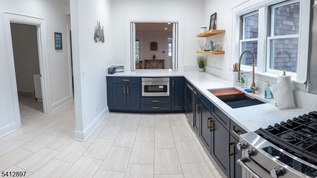 29 Clover Ln, Randolph Twp., NJ 07869