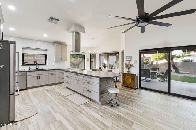 26218 S CLOVERLAND Drive, Sun Lakes, AZ 85248