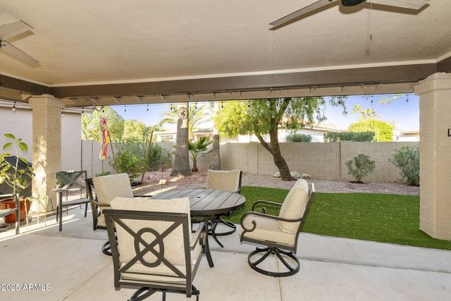 26218 S CLOVERLAND Drive, Sun Lakes, AZ 85248