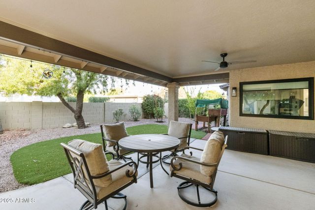 26218 S CLOVERLAND Drive, Sun Lakes, AZ 85248