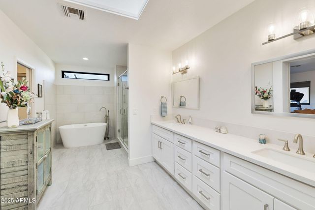 26218 S CLOVERLAND Drive, Sun Lakes, AZ 85248