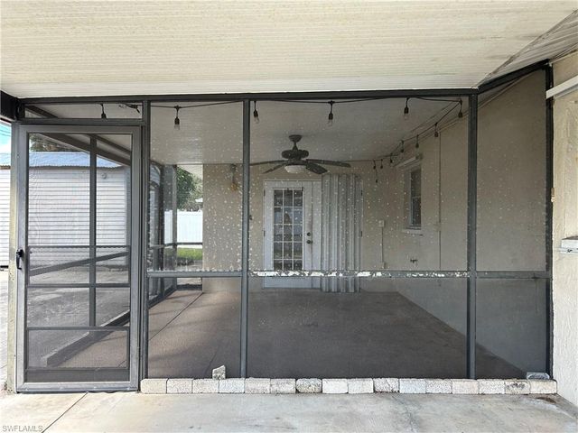 2128 SE 4th ST, Cape Coral, FL 33990