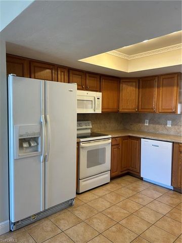 2128 SE 4th ST, Cape Coral, FL 33990