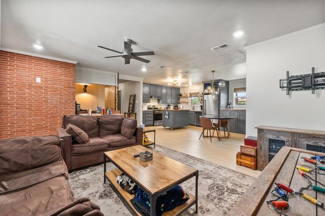 4301 41st Street, Lubbock, TX 79413