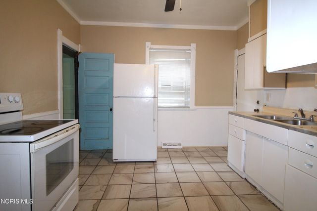 1139 Oakwood Avenue, Toledo, OH 43607