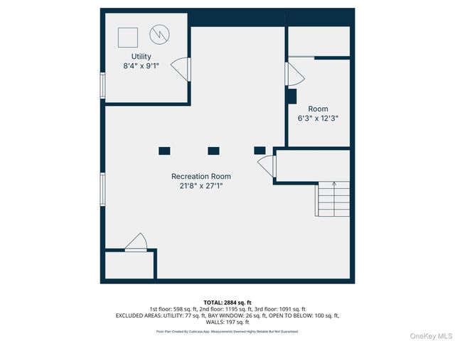 10 Mont Avenue, Dix Hills, NY 11746