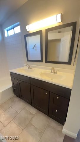 3029 Brigantine Way, Las Vegas, NV 89128