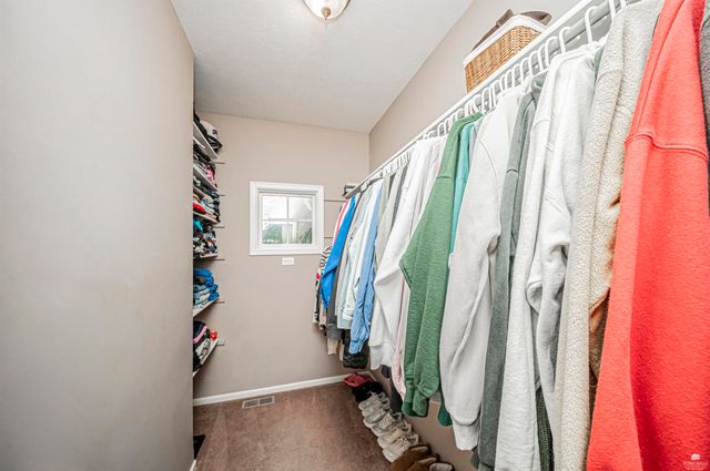 1311 Meadow Lane, Abilene, KS 67410