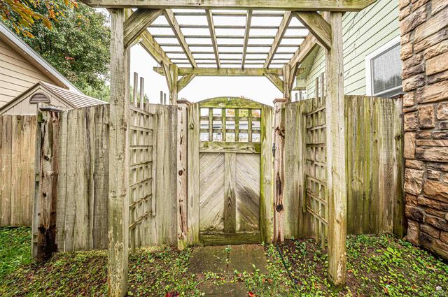 1311 Meadow Lane, Abilene, KS 67410