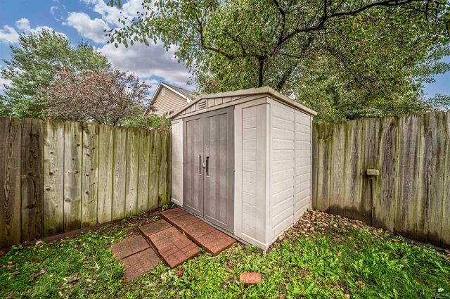 1311 Meadow Lane, Abilene, KS 67410