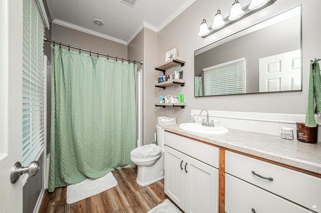 1311 Meadow Lane, Abilene, KS 67410